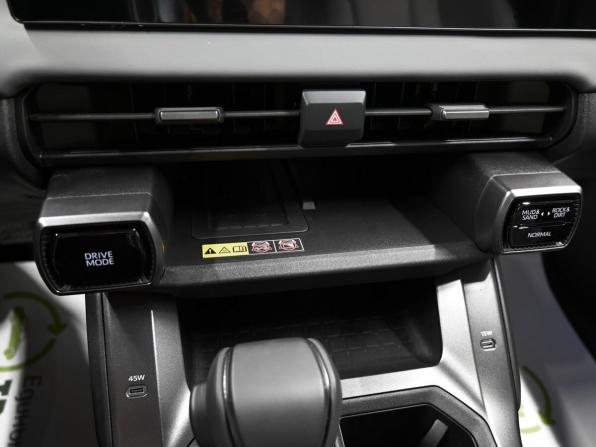 Toyota RAV4 VI (XA60) с пробегом 2026 года, цена 4 170 000 рублей, 15 км, внедорожник, Автокод Объявления