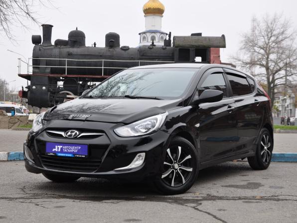 Hyundai Solaris I с пробегом 2012 года, цена 770 000 рублей, 262000 км, хэтчбек, Автокод Объявления