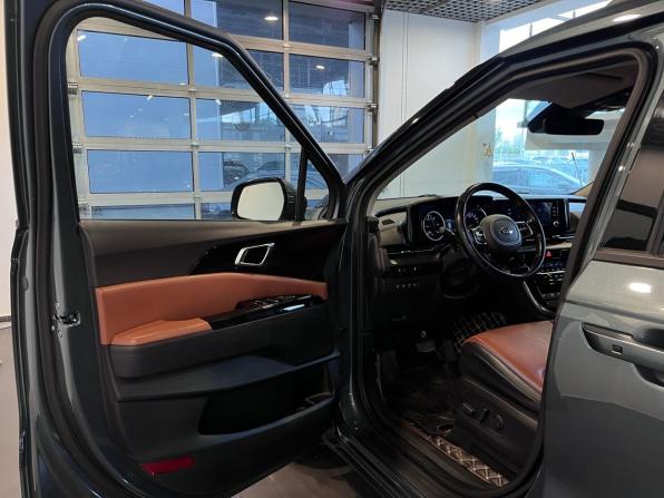 Kia Carnival IV с пробегом 2021 года, цена 3 640 000 рублей, 93706 км, минивэн, Автокод Объявления