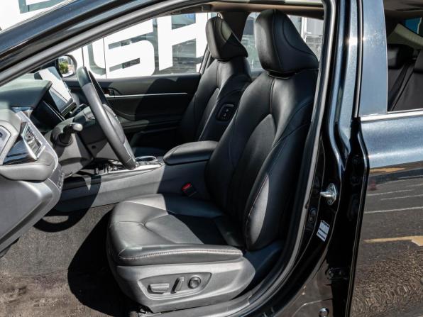 Toyota Camry VIII (XV70) Рестайлинг с пробегом 2022 года, цена 3 400 000 рублей, 67247 км, седан, Автокод Объявления