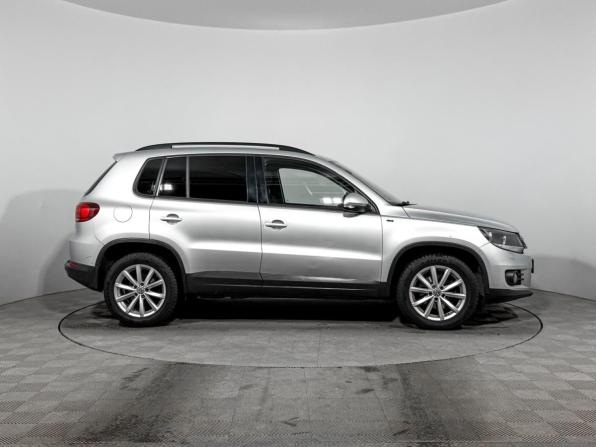 Volkswagen Tiguan I Рестайлинг с пробегом 2016 года, цена 899 000 рублей, 222412 км, внедорожник, Автокод Объявления