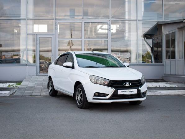 Lada (ВАЗ) Vesta I с пробегом 2018 года, цена 850 000 рублей, 109098 км, седан, Автокод Объявления