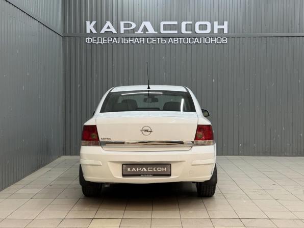 Opel Astra H Рестайлинг с пробегом 2012 года, цена 749 000 рублей, 117418 км, седан, Автокод Объявления