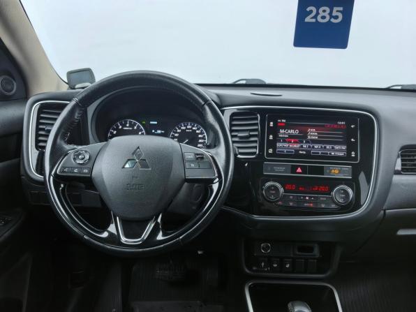 Mitsubishi Outlander III Рестайлинг 3 с пробегом 2019 года, цена 2 100 000 рублей, 120000 км, внедорожник, Автокод Объявления
