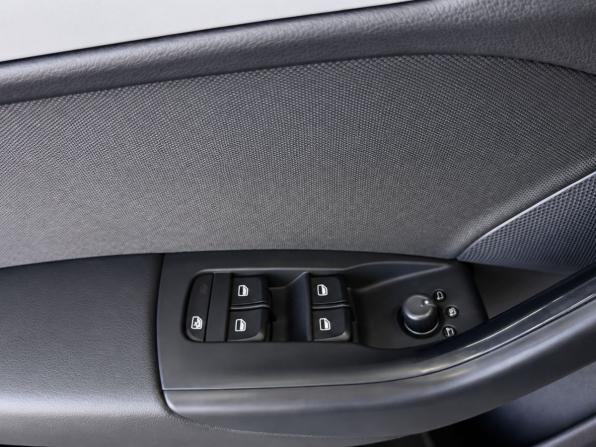 Audi Q3 I (8U) с пробегом 2014 года, цена 1 599 000 рублей, 177000 км, внедорожник, Автокод Объявления