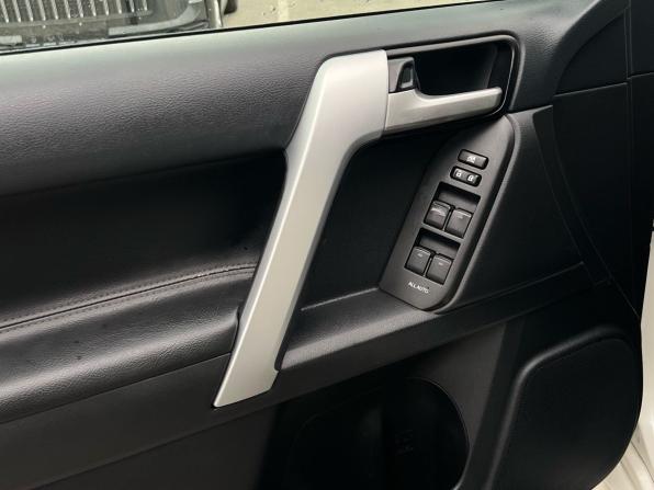 Toyota Land Cruiser Prado 150 Series Рестайлинг 3 с пробегом 2021 года, цена 6 700 000 рублей, 72513 км, внедорожник, Автокод Объявления