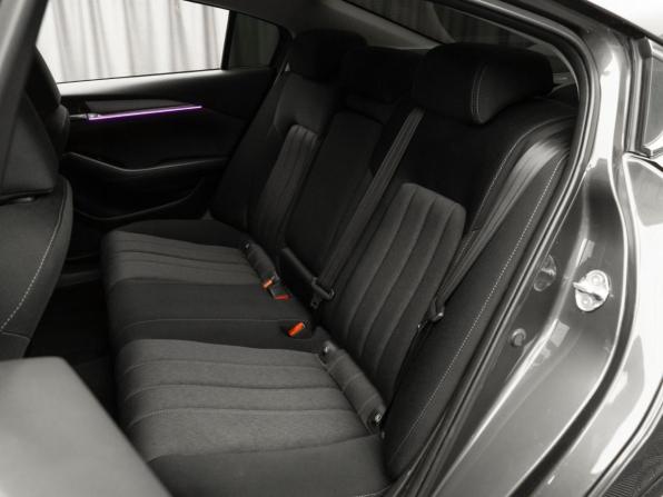 Mazda 6 III (GJ) Рестайлинг 2 с пробегом 2019 года, цена 2 300 000 рублей, 59009 км, седан, Автокод Объявления