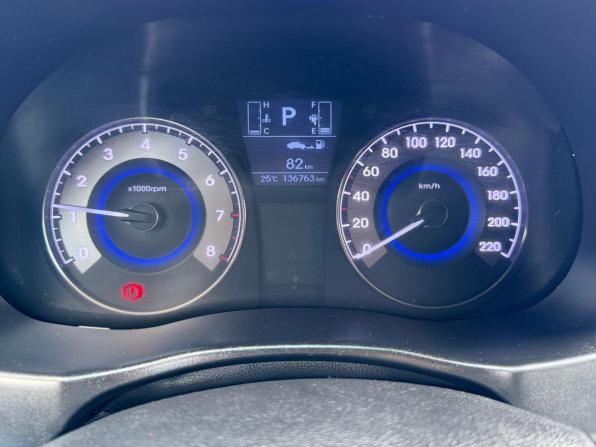 Hyundai Solaris I Рестайлинг с пробегом 2015 года, цена 779 000 рублей, 136000 км, хэтчбек, Автокод Объявления