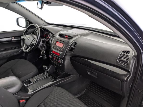 Kia Sorento II Рестайлинг с пробегом 2017 года, цена 1 810 000 рублей, 209222 км, внедорожник, Автокод Объявления