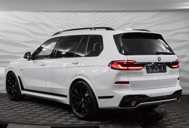 Новый BMW X7 I (G07) Рестайлинг 2025 года, цена 18 000 000 рублей, внедорожник, Автокод Объявления