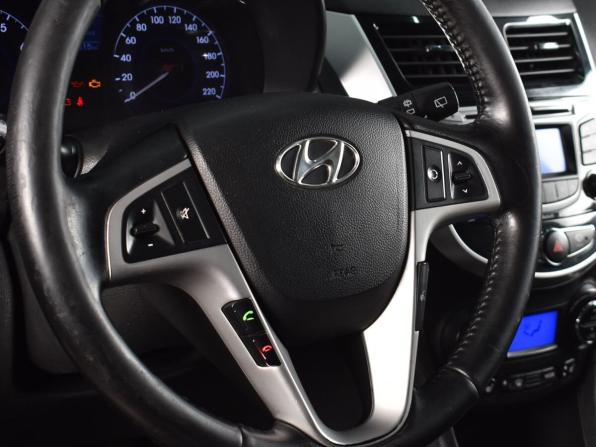 Hyundai Solaris I с пробегом 2012 года, цена 649 999 рублей, 266515 км, хэтчбек, Автокод Объявления