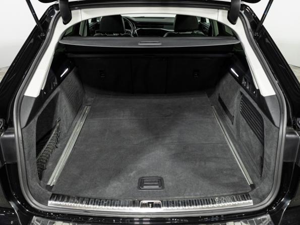 Audi A6 V (C8) с пробегом 2018 года, цена 2 899 700 рублей, 188484 км, универсал, Автокод Объявления