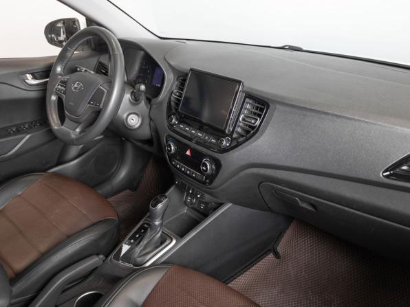 Hyundai Solaris II Рестайлинг с пробегом 2021 года, цена 1 635 700 рублей, 131697 км, седан, Автокод Объявления