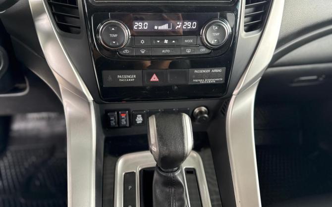Mitsubishi Pajero Sport III с пробегом 2017 года, цена 2 695 000 рублей, 163438 км, внедорожник, Автокод Объявления