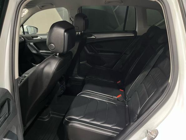 Volkswagen Tiguan II Рестайлинг с пробегом 2021 года, цена 3 035 000 рублей, 71700 км, внедорожник, Автокод Объявления