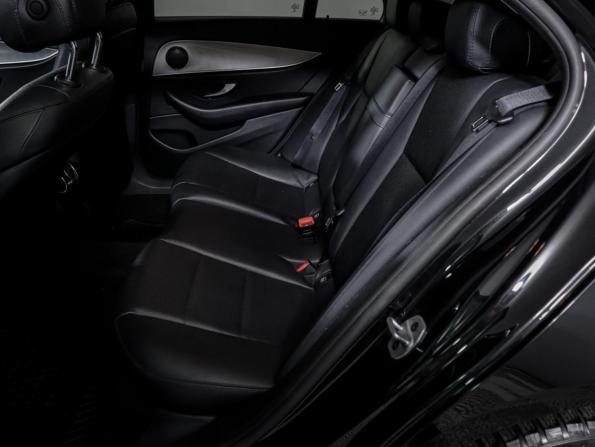 Mercedes-Benz E-Класс V (W213 S213 C238) с пробегом 2018 года, цена 2 320 000 рублей, 167379 км, седан, Автокод Объявления