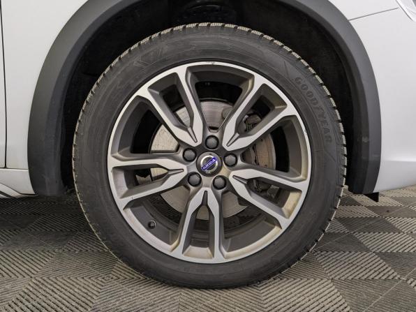 Volvo S60 Cross Country с пробегом 2018 года, цена 2 480 000 рублей, 138585 км, седан, Автокод Объявления