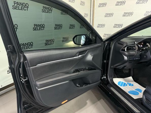 Toyota Camry VIII (XV70) с пробегом 2020 года, цена 2 950 000 рублей, 106000 км, седан, Автокод Объявления