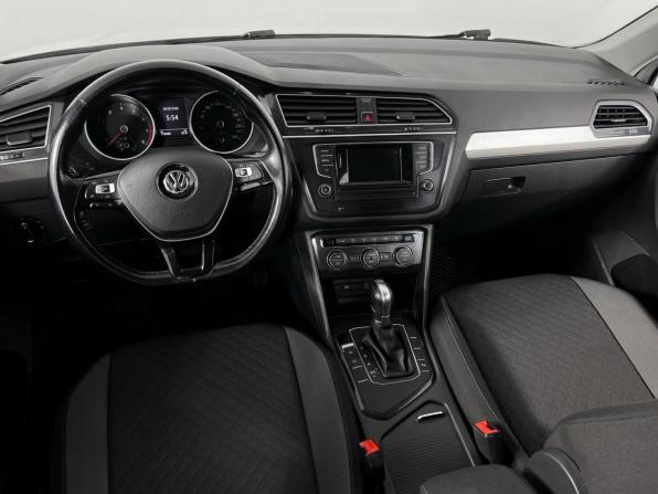 Volkswagen Tiguan II с пробегом 2017 года, цена 1 799 200 рублей, 119949 км, внедорожник, Автокод Объявления