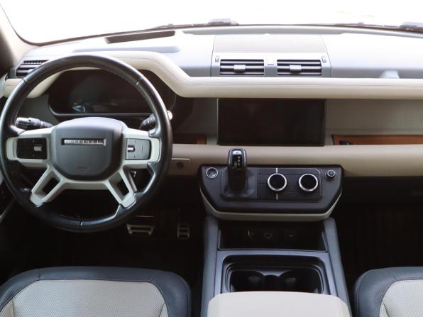Land Rover Defender II с пробегом 2021 года, цена 3 450 000 рублей, 237200 км, внедорожник, Автокод Объявления