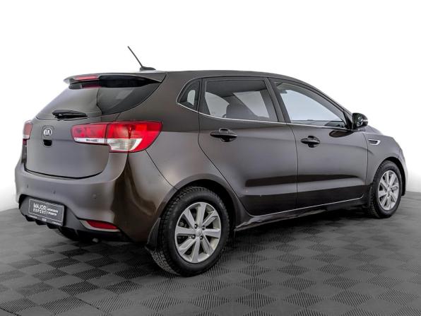 Kia Rio III Рестайлинг с пробегом 2017 года, цена 1 160 000 рублей, 135254 км, хэтчбек, Автокод Объявления