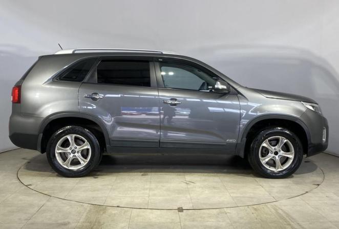 Kia Sorento II Рестайлинг с пробегом 2014 года, цена 1 650 000 рублей, 228236 км, внедорожник, Автокод Объявления