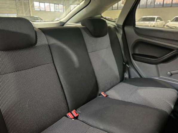 Ford Focus II Рестайлинг с пробегом 2010 года, цена 469 900 рублей, 318000 км, хэтчбек, Автокод Объявления