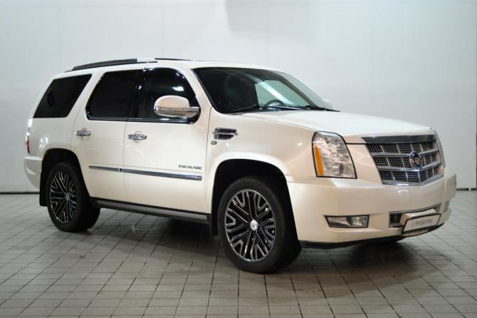 Cadillac Escalade III с пробегом 2013 года, цена 2 300 000 рублей, 220665 км, внедорожник, Автокод Объявления