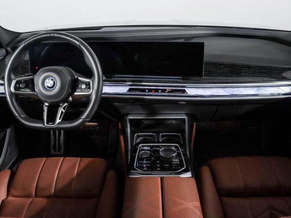 BMW i7 с пробегом 2022 года, цена 10 500 000 рублей, 12531 км, седан, Автокод Объявления
