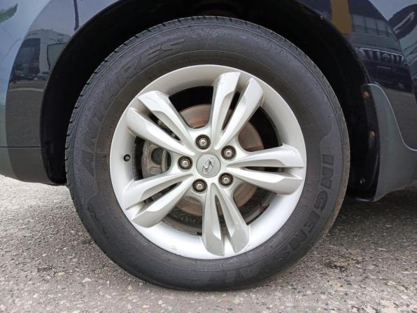 Hyundai ix35 I с пробегом 2011 года, цена 830 000 рублей, 290235 км, внедорожник, Автокод Объявления