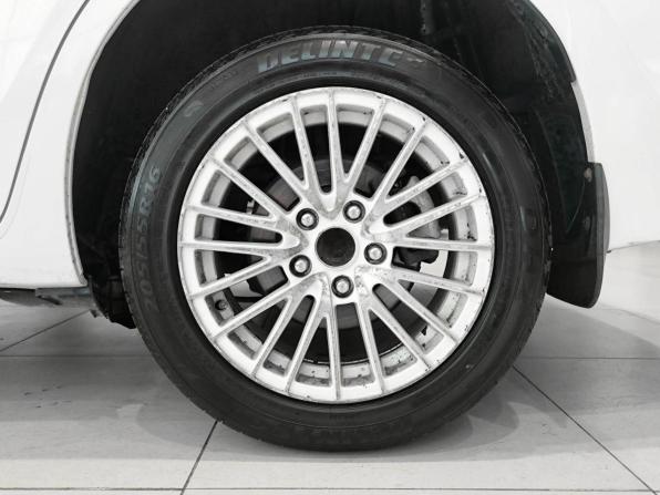 Toyota Corolla XI (E160 E170 E180) с пробегом 2014 года, цена 1 200 000 рублей, 158000 км, седан, Автокод Объявления