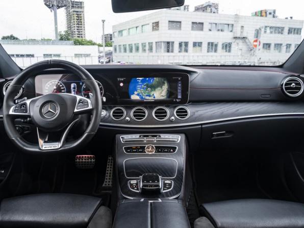 Mercedes-Benz E-Класс AMG V (W213) с пробегом 2018 года, цена 3 998 000 рублей, 101500 км, седан, Автокод Объявления