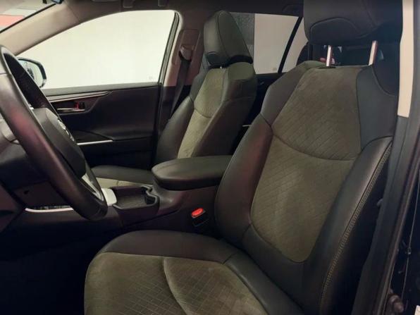 Toyota RAV4 V (XA50) с пробегом 2025 года, цена 3 996 000 рублей, 27000 км, внедорожник, Автокод Объявления