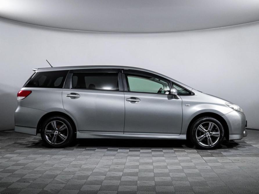 Toyota Wish II Москва  - изображение 4