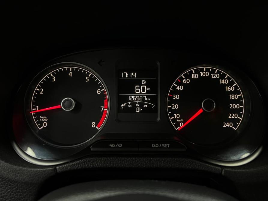 Volkswagen Polo V Рестайлинг Казань  - изображение 11