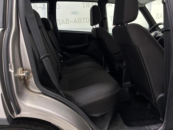 Chevrolet Niva I Рестайлинг с пробегом 2020 года, цена 850 000 рублей, 80000 км, внедорожник, Автокод Объявления