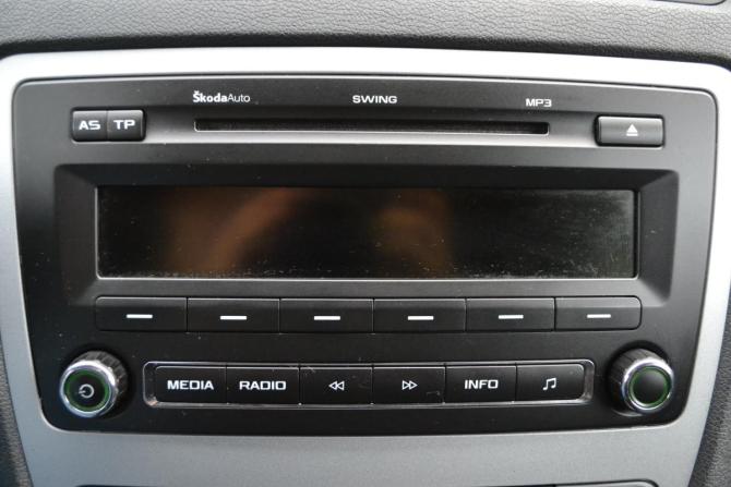 Skoda Octavia II (A5) Рестайлинг с пробегом 2012 года, цена 880 000 рублей, 209511 км, лифтбек, Автокод Объявления