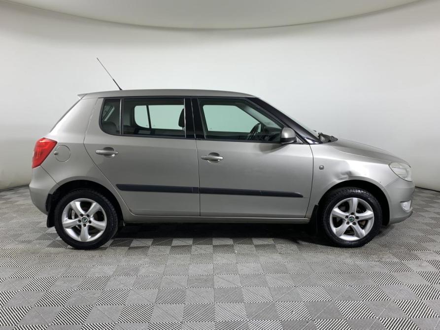 Skoda Fabia II Москва  - изображение 4