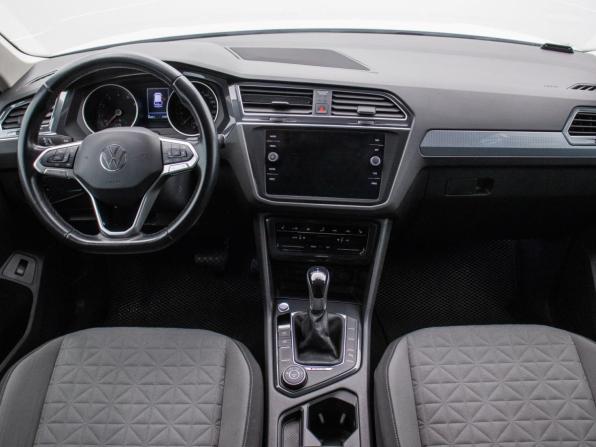 Volkswagen Tiguan II Рестайлинг с пробегом 2021 года, цена 3 095 000 рублей, 90000 км, внедорожник, Автокод Объявления