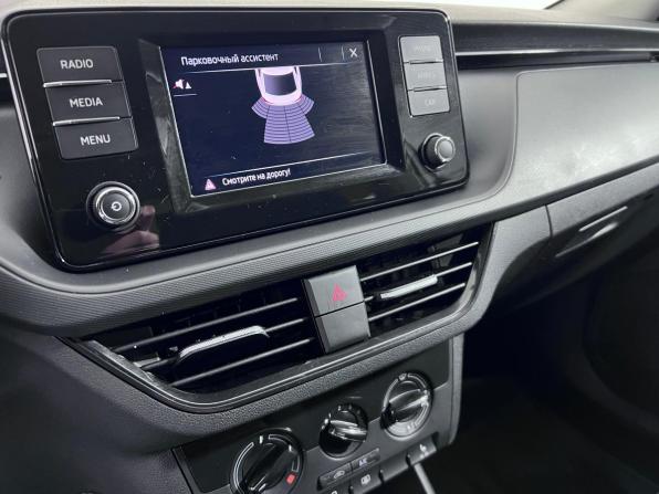 Skoda Rapid II с пробегом 2021 года, цена 1 580 000 рублей, 73989 км, лифтбек, Автокод Объявления