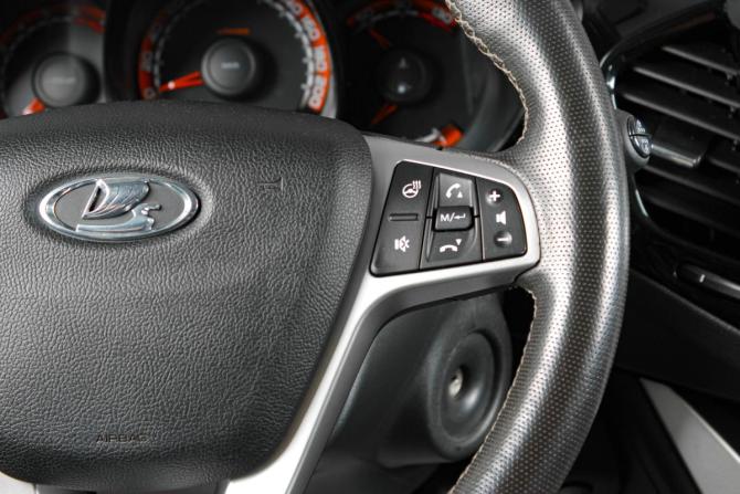 Lada (ВАЗ) Vesta I с пробегом 2020 года, цена 999 000 рублей, 108000 км, универсал, Автокод Объявления