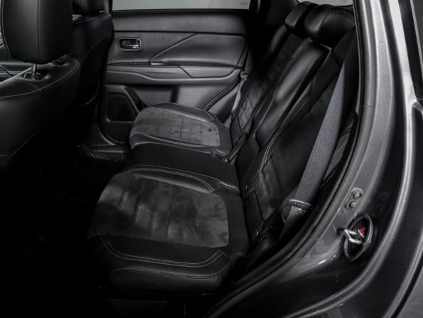 Mitsubishi Outlander III Рестайлинг 3 с пробегом 2021 года, цена 2 950 000 рублей, 93200 км, внедорожник, Автокод Объявления