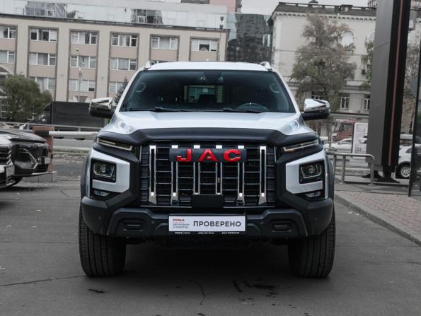 JAC T9 с пробегом 2024 года, цена 2 899 000 рублей, 34118 км, offers.body_type.unknown, Автокод Объявления