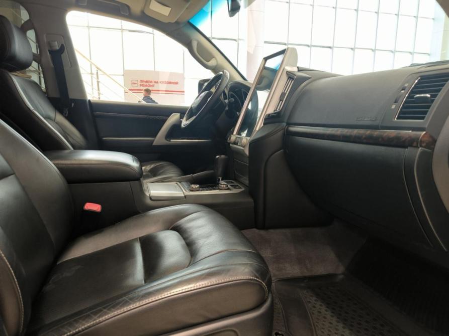 Toyota Land Cruiser 200 Series Рестайлинг 1 Казань  - изображение 13