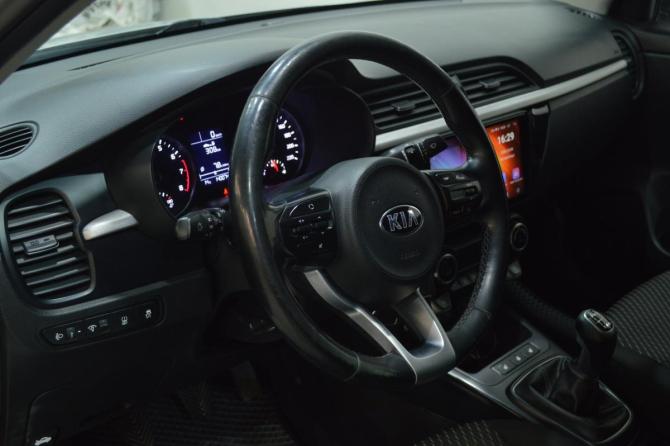 Kia Rio IV с пробегом 2017 года, цена 1 049 000 рублей, 140047 км, седан, Автокод Объявления