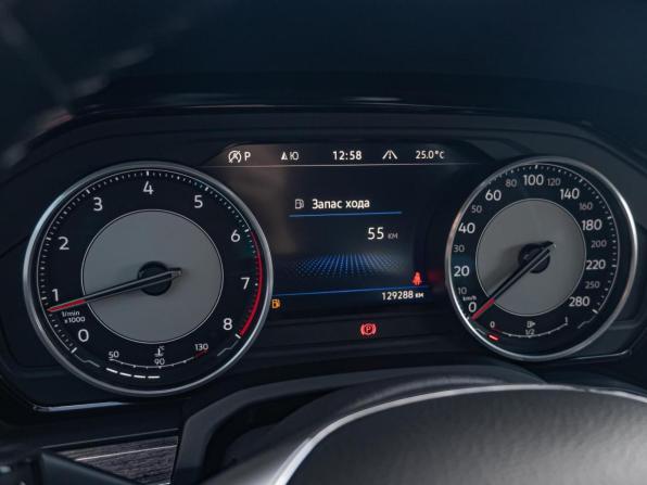 Volkswagen Touareg III с пробегом 2018 года, цена 4 110 000 рублей, 129288 км, внедорожник, Автокод Объявления
