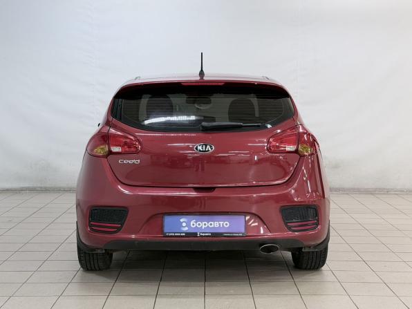 Kia Ceed II Рестайлинг с пробегом 2015 года, цена 999 000 рублей, 174986 км, хэтчбек, Автокод Объявления