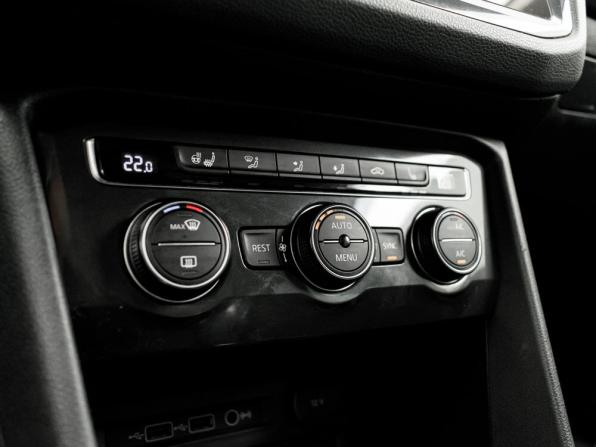 Volkswagen Tiguan II с пробегом 2020 года, цена 3 040 000 рублей, 149400 км, внедорожник, Автокод Объявления