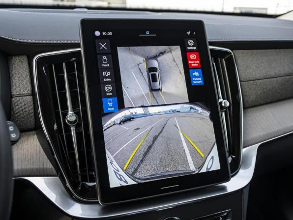 Volvo XC90 II Рестайлинг 2 с пробегом 2025 года, цена 9 490 000 рублей, 957 км, внедорожник, Автокод Объявления