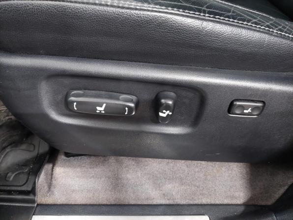 Toyota Land Cruiser 200 Series с пробегом 2011 года, цена 2 890 000 рублей, 244050 км, внедорожник, Автокод Объявления
